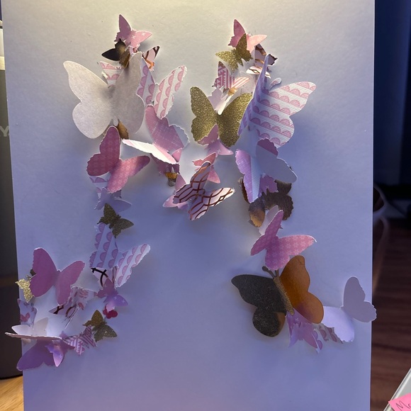 I can do whatever letter and whatever color you want. - Picture 1 of 1